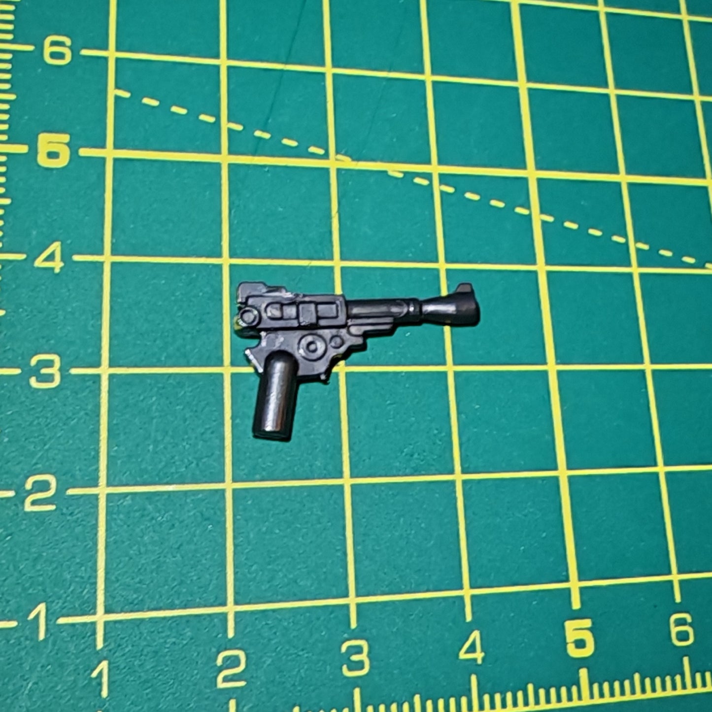 IB94 blaster pistol replica U0003