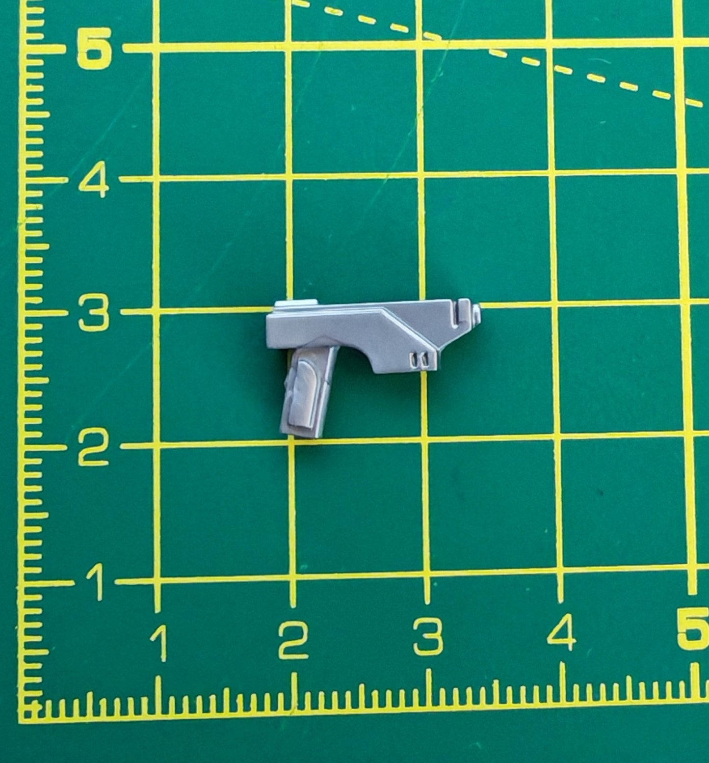Westar 35 Blaster Pistol replica U0009