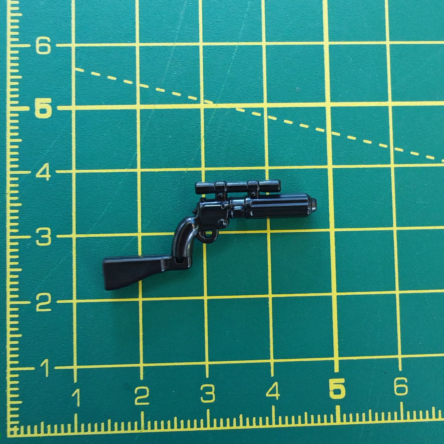 EE3 Blaster Carbine replica U0032